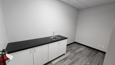 2501 N Green Valley Pky, Henderson, NV à louer Photo intérieure– Image 1 sur 5