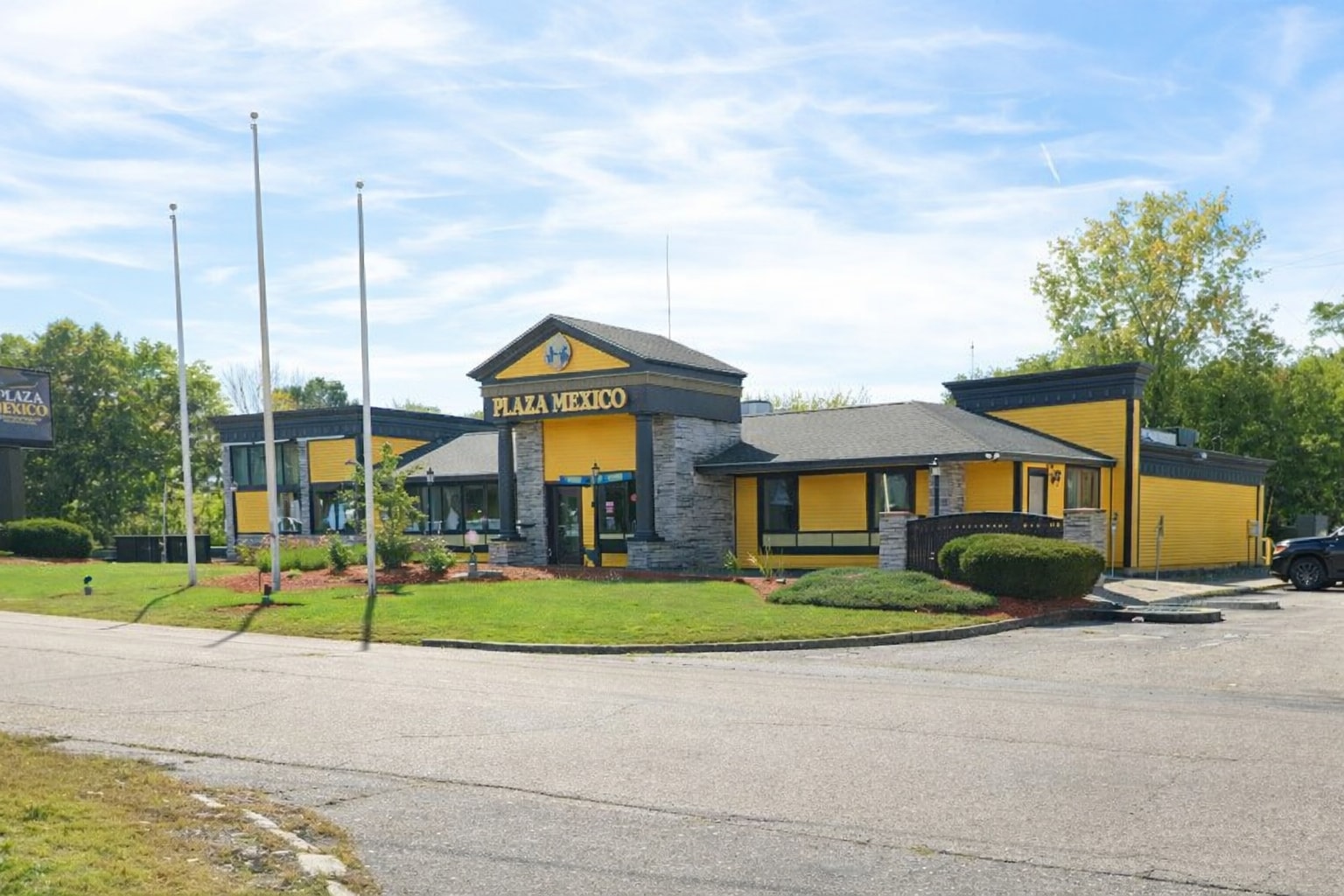 821 Fall River Ave, Seekonk, MA à vendre Photo principale– Image 1 sur 11