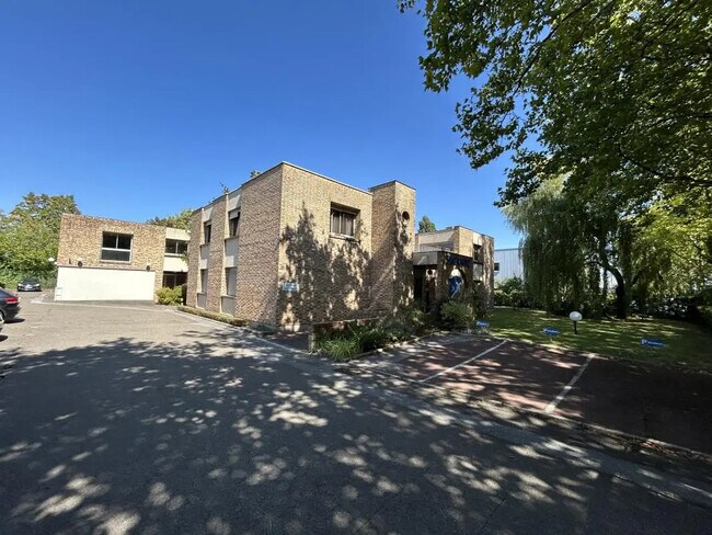 Plus de détails pour Bureau à vendre