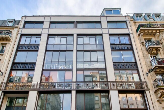 Plus de détails pour Bureau à louer