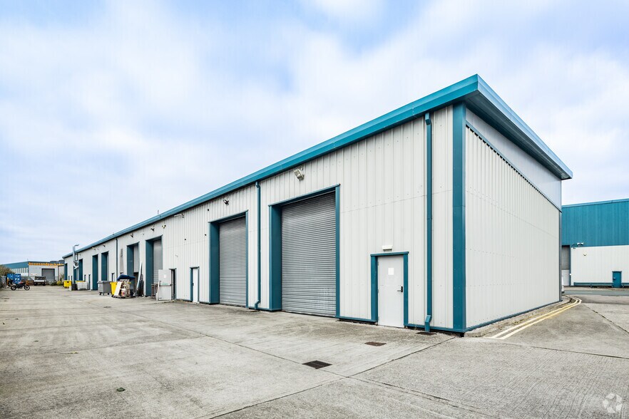 181 Triumph Way, Liverpool à louer - Photo de l’immeuble – Image 2 sur 5