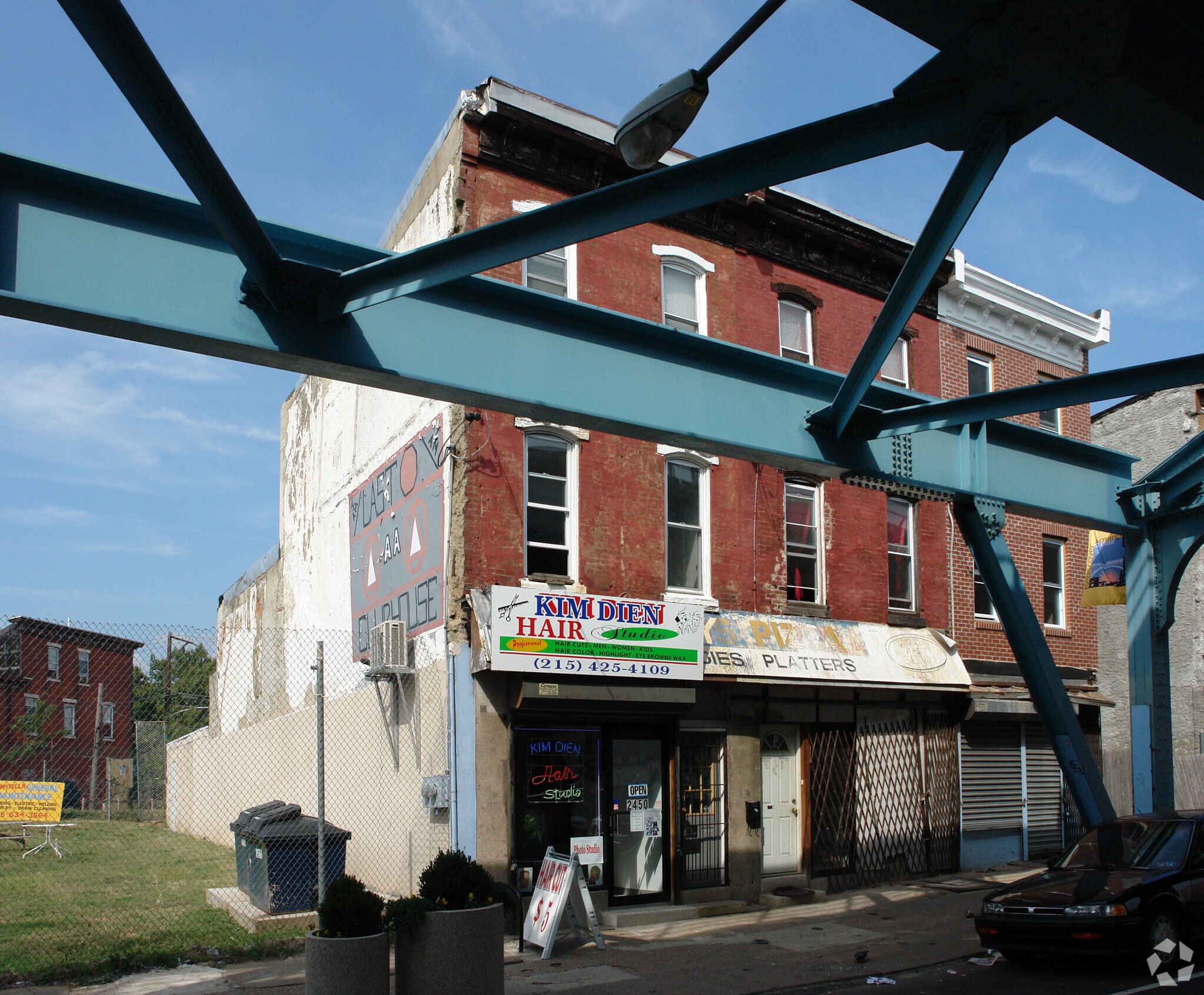 2450 Kensington Ave, Philadelphia, PA à louer Photo principale– Image 1 sur 3