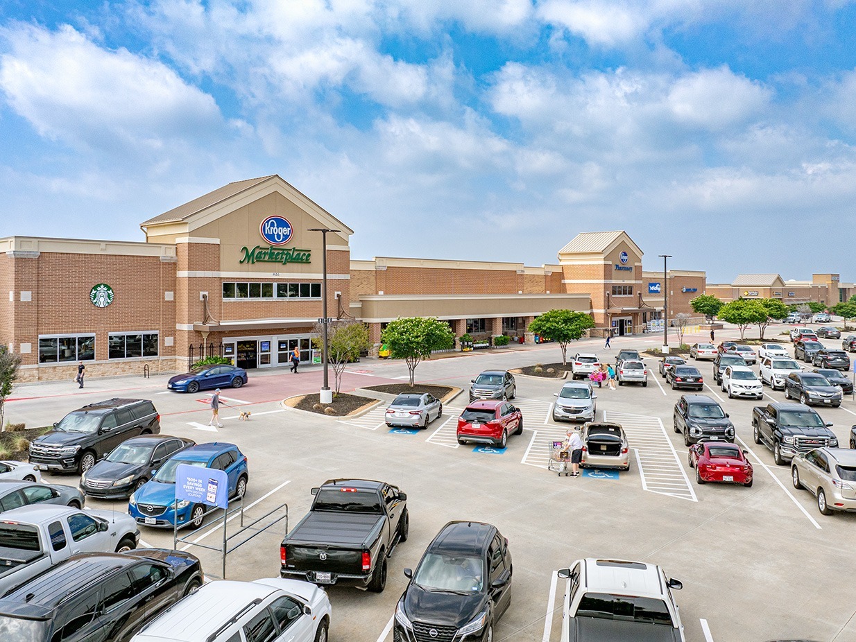 9200 N Tarrant Pky, North Richland Hills, TX à louer Photo de l’immeuble– Image 1 sur 6