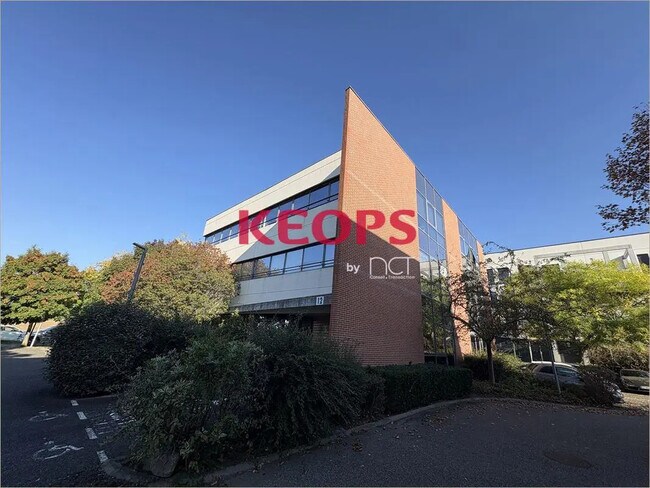 Plus de détails pour Bureau à louer