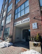 248-264 The Esplanade, Toronto, ON à louer Photo de l’immeuble– Image 2 sur 13