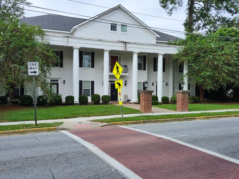 1514 N Oak St, Valdosta, GA à vendre - Photo de l’immeuble – Image 2 sur 5