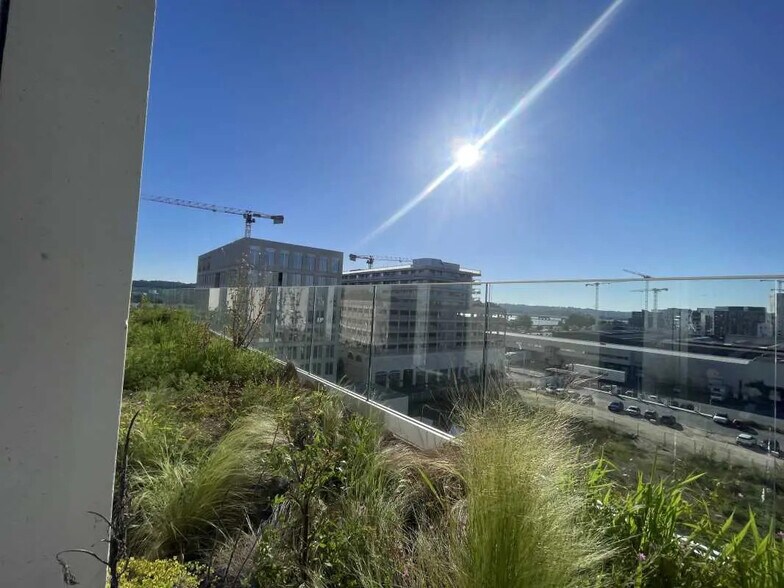 Bureau dans Bordeaux à louer - Photo de l’immeuble – Image 3 sur 4