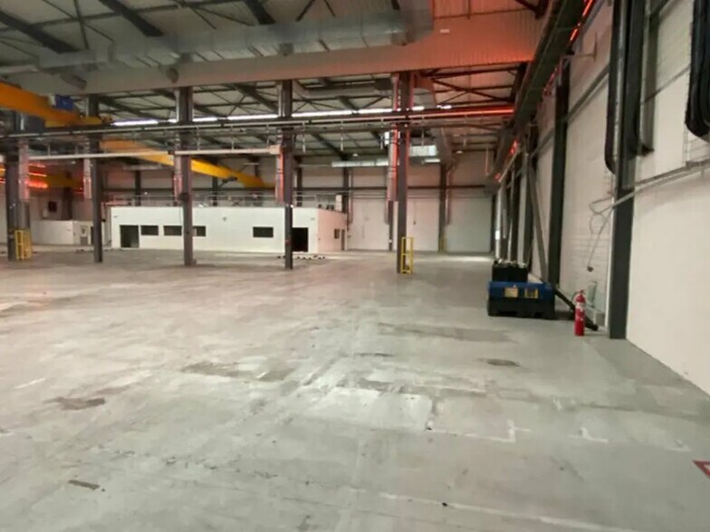 Industriel/Logistique dans BRIVE-LA-GAILLARDE à vendre - Photo de l’immeuble – Image 2 sur 2
