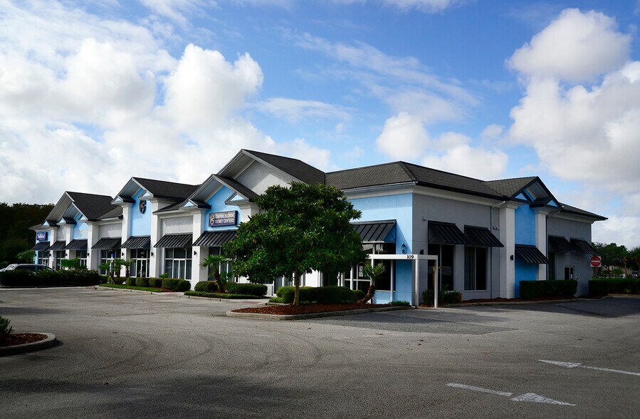 14522 Landstar Blvd, Orlando, FL à louer - Photo de l’immeuble – Image 2 sur 4