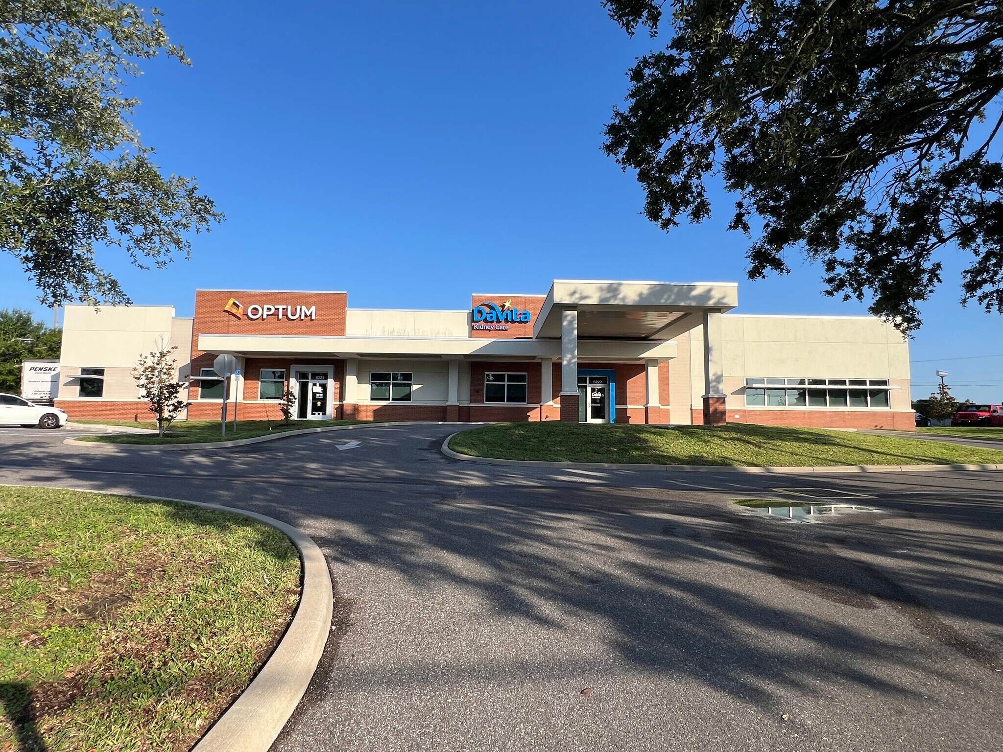 6222 Harney Rd, Tampa, FL à louer Photo principale– Image 1 sur 14