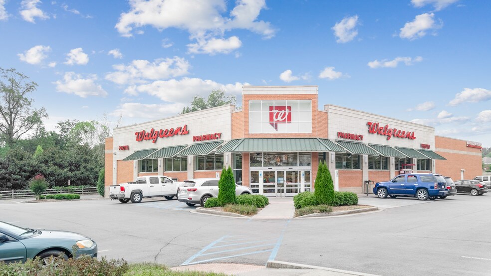 805 W Madison Ave, Athens, TN à vendre - Photo principale – Image 1 sur 10