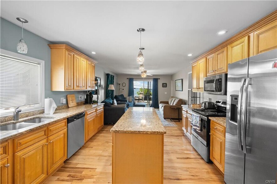 554 NY-49, Cleveland, NY à vendre - Photo intérieure – Image 3 sur 15