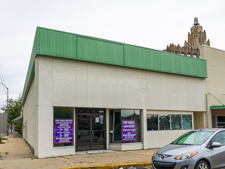 348 Desiard St, Monroe, LA à vendre - Photo de l’immeuble – Image 2 sur 17