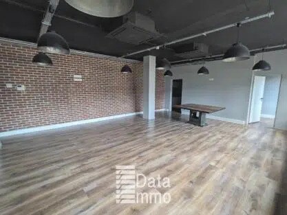 Plus de détails pour 2 Avenue Du Val De Fontenay, Fontenay-sous-Bois - Bureau à louer