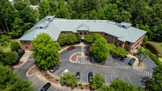 Plus de détails pour 610 Jones Ferry Rd, Carrboro, NC - Bureau à vendre