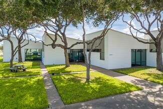 Plus de détails pour 1733 N Padre Island Dr, Corpus Christi, TX - Local d’activités à vendre