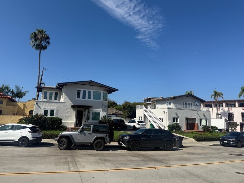 7880 Exchange Pl, La Jolla, CA à louer - Photo de l’immeuble – Image 3 sur 67