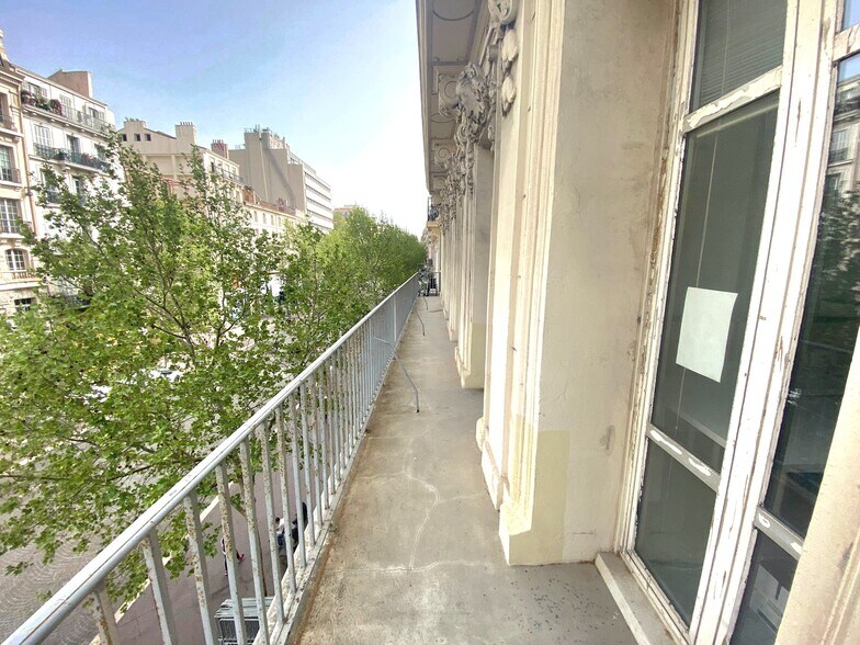 18-20 Voie La Canebiere, Marseille à louer - Photo de l’immeuble – Image 2 sur 12