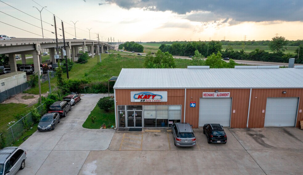 17306 Alief Clodine Rd, Richmond, TX à vendre - Photo de l’immeuble – Image 2 sur 21