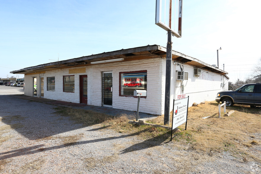 504 SW Lee Blvd, Lawton, OK à vendre - Photo principale – Image 1 sur 6