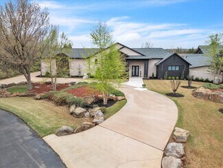 Plus de détails pour 5220 Ne 131st Ct, Edmond, OK - Spécialisé à vendre