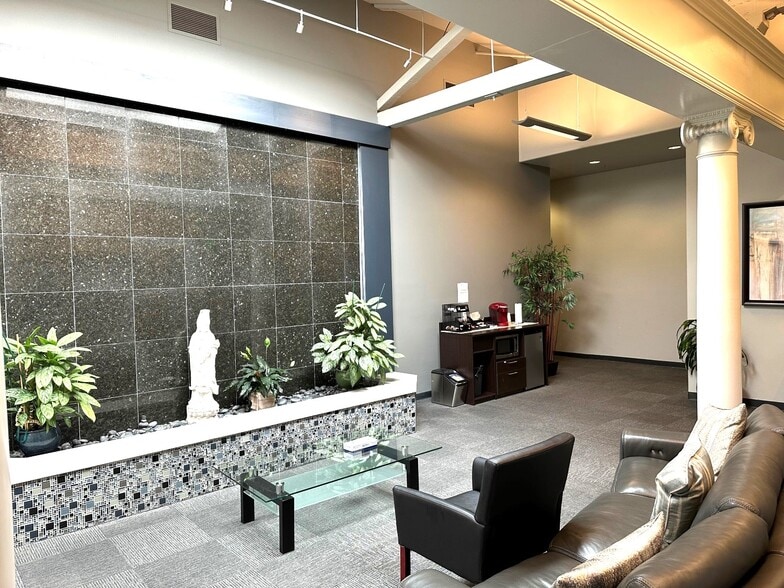 724 Fourth St, San Rafael, CA à vendre - Photo intérieure – Image 3 sur 9