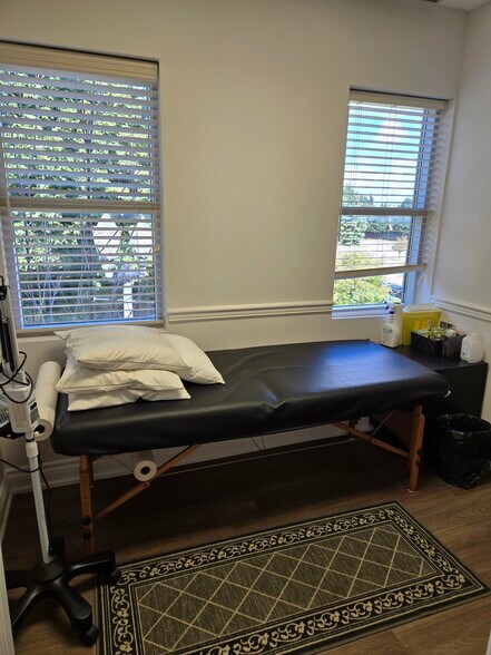 2200 Rutherford Rd, Concord, ON à louer - Photo intérieure – Image 3 sur 9