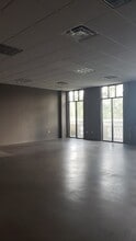 400 S Orlando Ave, Maitland, FL à louer Photo intérieure– Image 2 sur 3