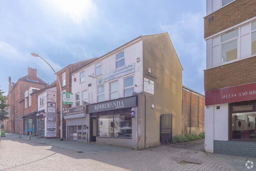 8 Lime St, Bedford à louer - Photo de l’immeuble – Image 2 sur 3