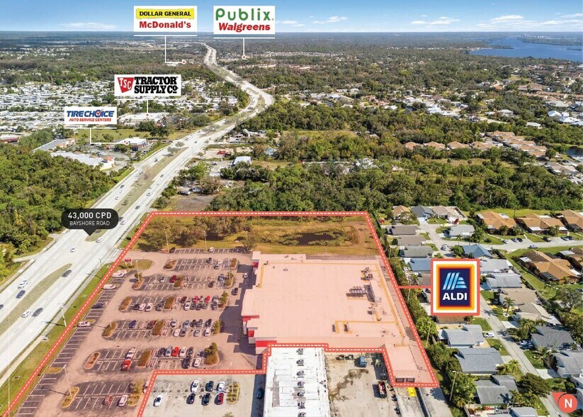 5690 Bayshore Rd, North Fort Myers, FL à vendre - Aérien – Image 3 sur 5