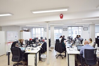 27 Phipp St, Londres à louer Photo intérieure– Image 2 sur 11