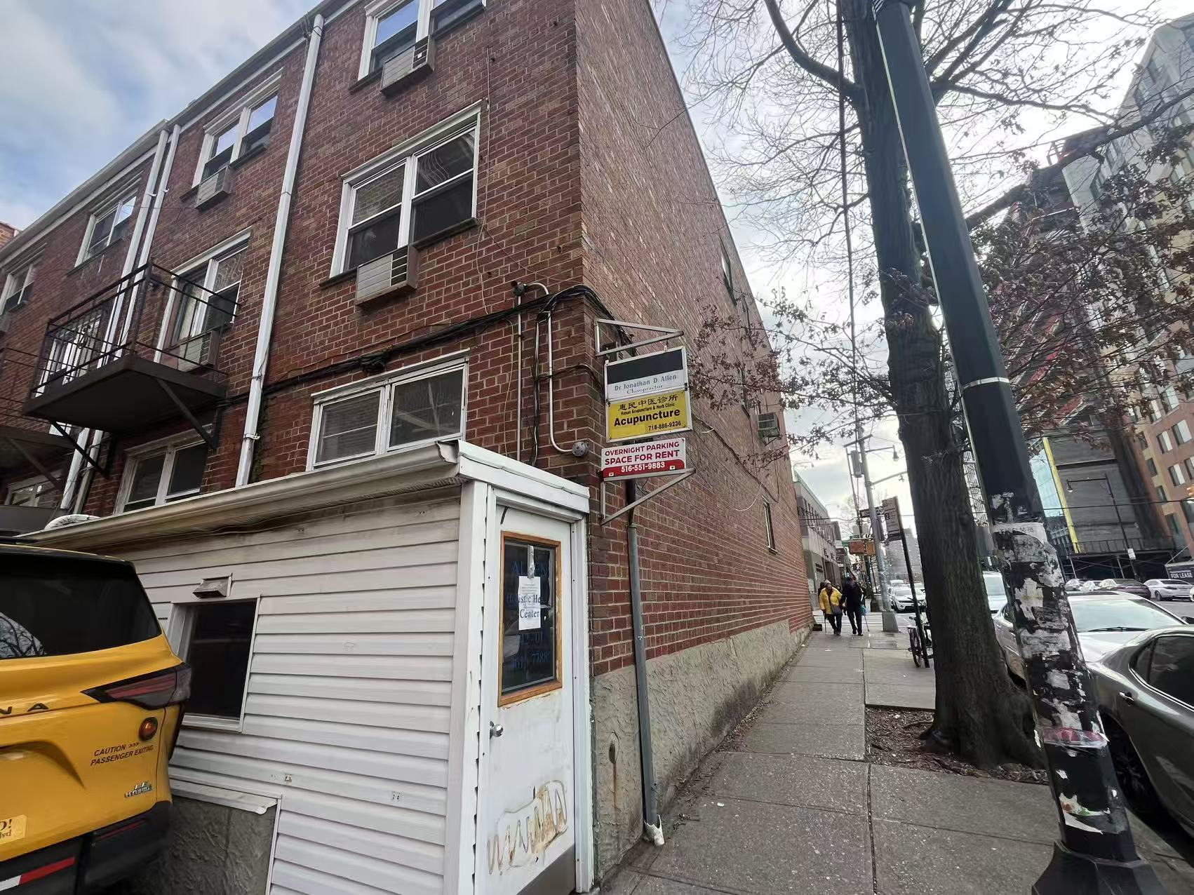 14201 37th Ave, Flushing, NY à louer Photo intérieure– Image 1 sur 7