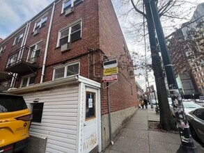 14201 37th Ave, Flushing, NY à louer Photo intérieure– Image 1 sur 7