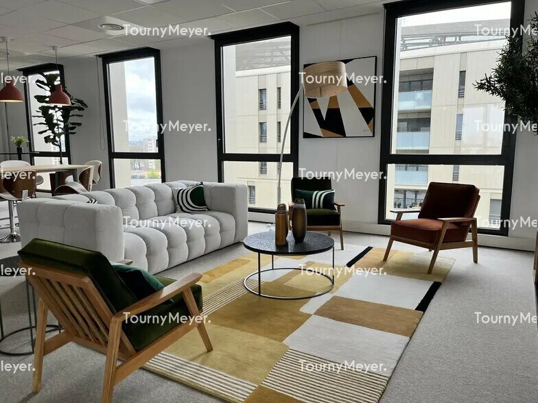 Bureau dans Bordeaux à louer - Photo de l’immeuble – Image 2 sur 12