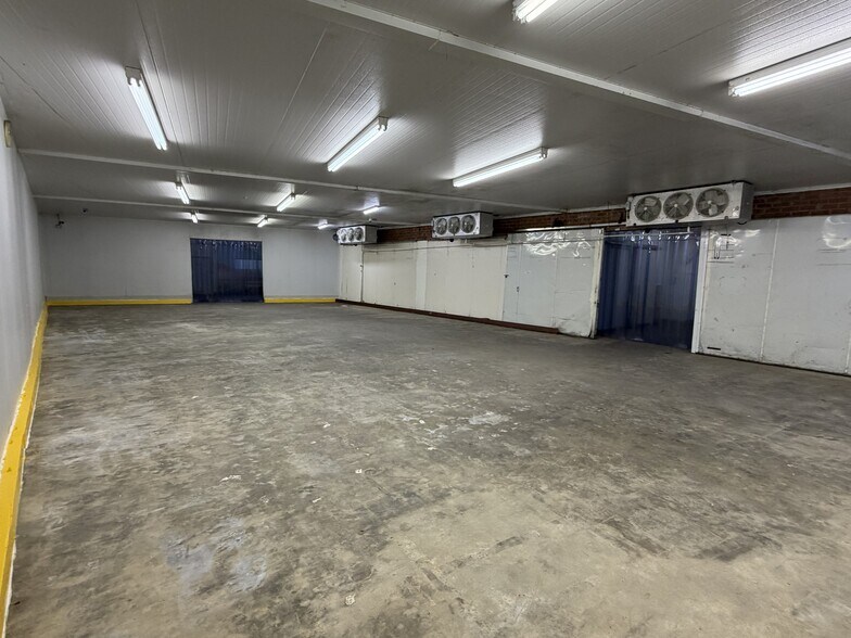 2181 E 14th St, Los Angeles, CA à louer - Photo de l’immeuble – Image 3 sur 6