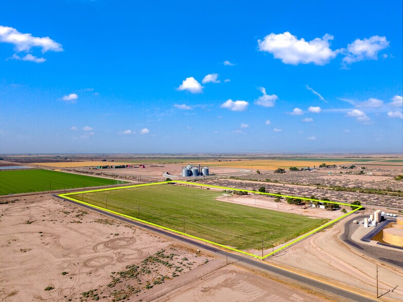 6349 Kershaw Rd, Calipatria, CA à vendre - Photo de l’immeuble – Image 2 sur 18