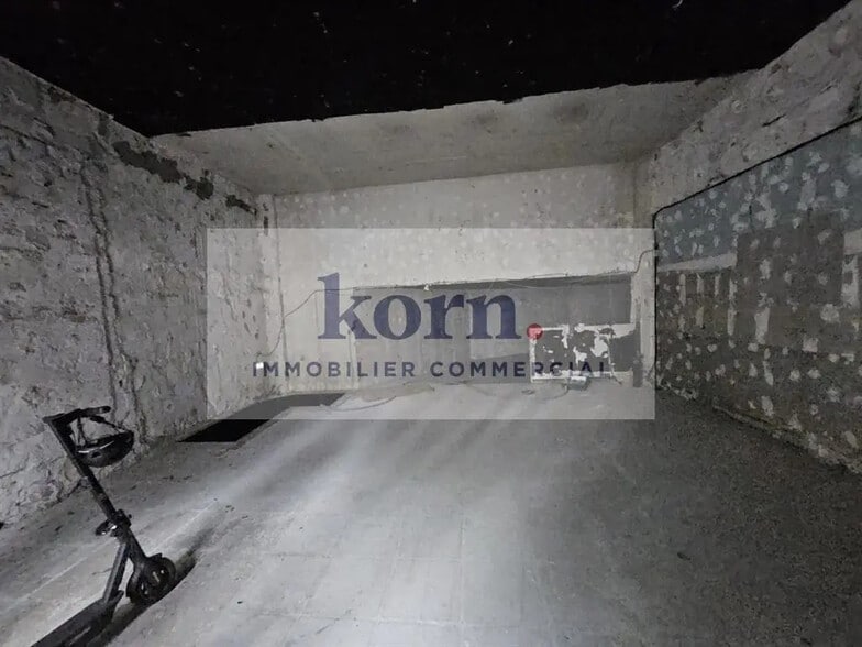 Local commercial dans Paris à louer - Photo intérieure – Image 3 sur 4