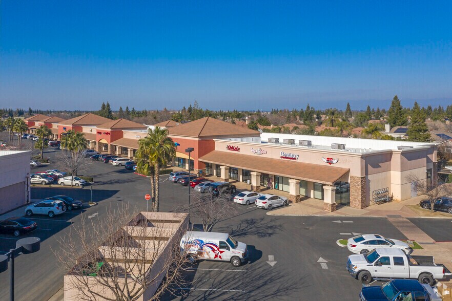 1305-1365 N Willow Ave, Clovis, CA à vendre - Photo de l’immeuble – Image 3 sur 4
