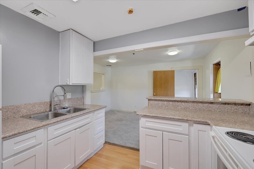 900-906 2nd St, Sacramento, CA à louer - Photo intérieure – Image 3 sur 21