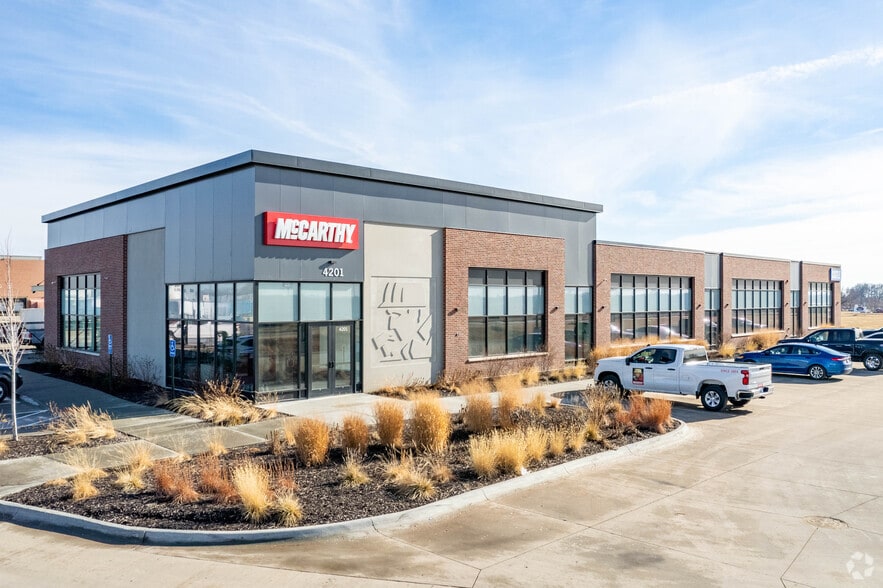 4201 S 130th St, Omaha, NE à vendre - Photo principale – Image 2 sur 8