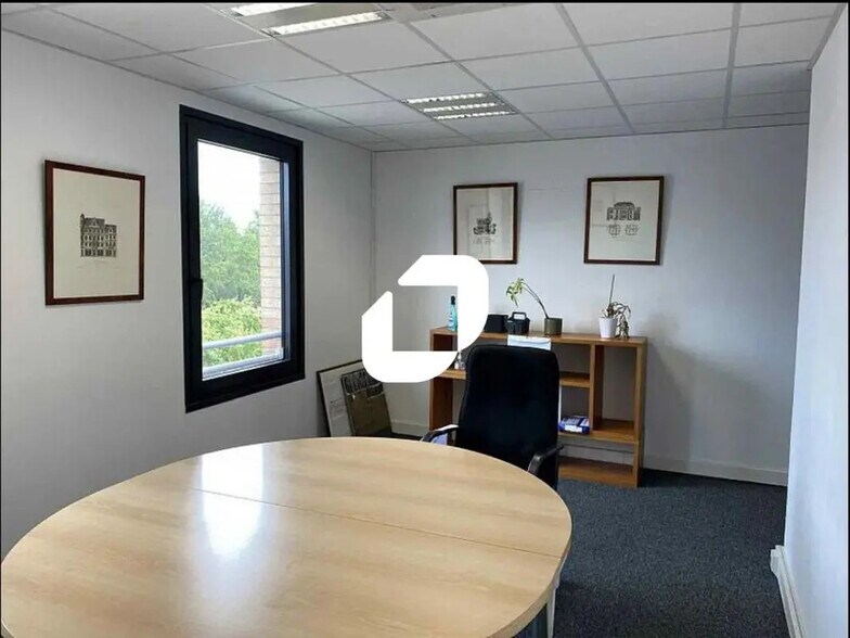 Bureau dans Lille à louer - Photo de l’immeuble – Image 2 sur 7