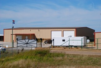 Plus de détails pour 1002 Highland Rd, Cleburne, TX - Industriel/Logistique à louer