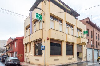 Plus de détails pour Calle Calvario, 6, Azuqueca de Henares - Local commercial à vendre