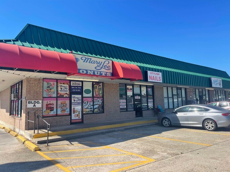 13847 Coursey Blvd, Baton Rouge, LA à louer - Photo de l’immeuble – Image 2 sur 25