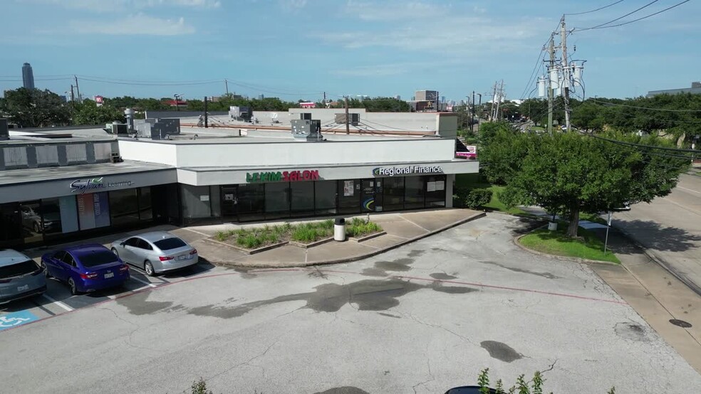 5313 Bellaire Blvd, Bellaire, TX à louer - Vidéo sur l’annonce professionnelle – Image 3 sur 4