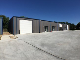 Plus de détails pour 17100 Huffmeister Rd, Cypress, TX - Industriel/Logistique à louer