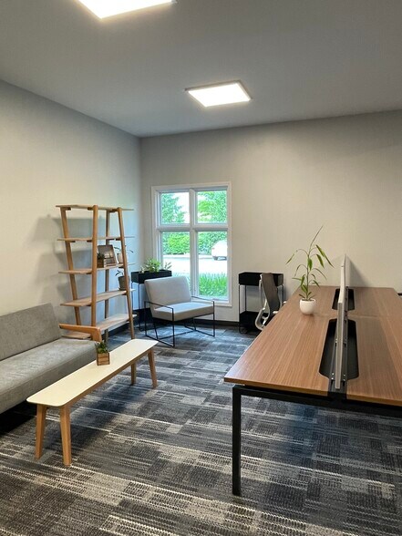 9745 Randall Dr, Carmel, IN à louer - Photo intérieure – Image 3 sur 15