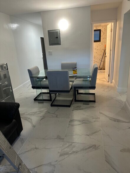 7509 NE 3rd Ave, Miami, FL à vendre - Photo de l’immeuble – Image 3 sur 13