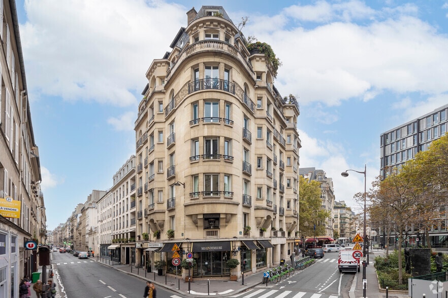 2 Rue D'Assas, Paris à louer - Photo principale – Image 1 sur 4