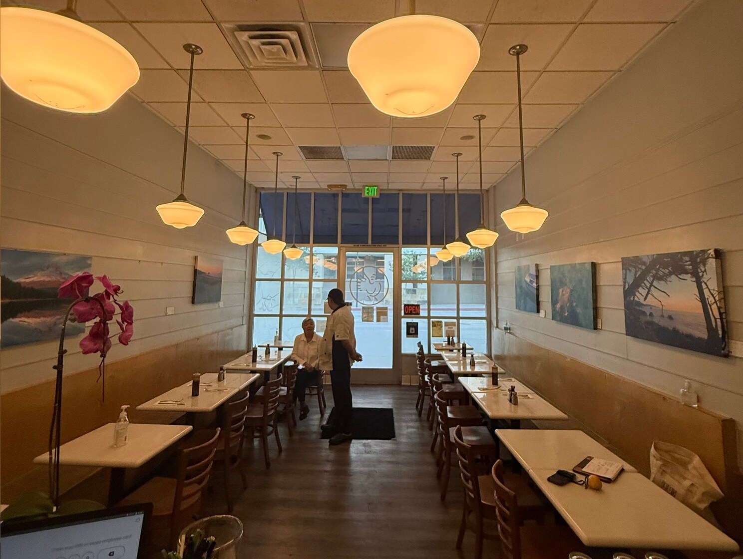 28 N Los Robles Ave, Pasadena, CA à louer Photo principale– Image 1 sur 19